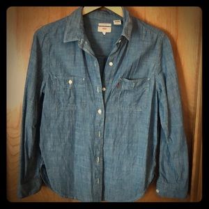 Levi’s denim shirt